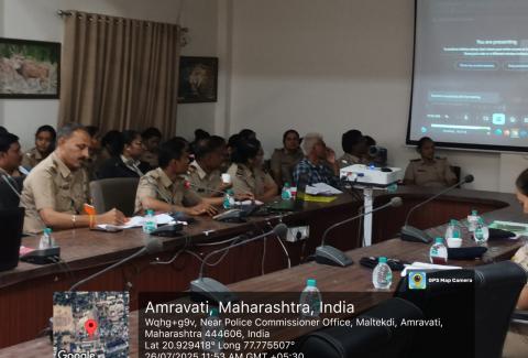 A sensitization workshop on HIV/AIDS was conducted for officers and employees of the Police Department in Maharashtra.