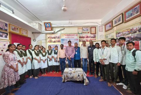 A field visit was organized for the students of the Red Ribbon Club at Swami Ramanand Tirtha College of Arts and Commerce, Yogeshwari College and Venutai Chavan Women's College, Beed.