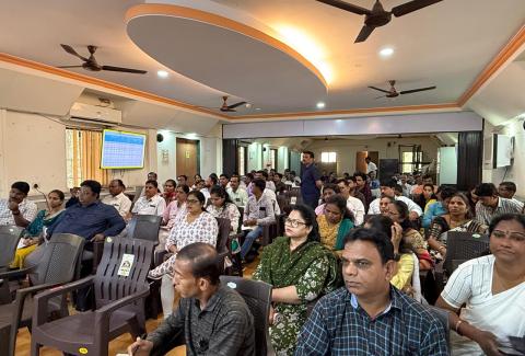 A review meeting of TI NGO through Maharashtra State AIDS Control Society was held in the presence of Dr. Sunil Bhokre, Project Director of Maharashtra State AIDS Control Society.