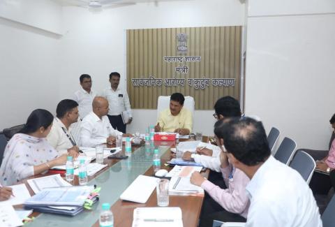 The Hon'ble Minister of Health, Public Health and Family Welfare of the State of Maharashtra, Shri. Prakash Abitkar organized a meeting to review the functioning of Maharashtra State AIDS Control Society (MSACS) in detail. In this meeting, various ongoing activities regarding HIV prevention, testing, treatment and awareness were reviewed., The Hon'ble Minister of Health, Public Health and Family Welfare of the State of Maharashtra, Shri. Prakash Abitkar organized a meeting to review the functioning of Maharashtra State AIDS Control Society (MSACS) in detail. In this meeting, various ongoing activities regarding HIV prevention, testing, treatment and awareness were reviewed., The Hon'ble Minister of Health, Public Health and Family Welfare of the State of Maharashtra, Shri. Prakash Abitkar organized a meeting to review the functioning of Maharashtra State AIDS Control Society (MSACS) in detail. In this meeting, various ongoing activities regarding HIV prevention, testing, treatment and awareness were reviewed., The Hon'ble Minister of Health, Public Health and Family Welfare of the State of Maharashtra, Shri. Prakash Abitkar organized a meeting to review the functioning of Maharashtra State AIDS Control Society (MSACS) in detail. In this meeting, various ongoing activities regarding HIV prevention, testing, treatment and awareness were reviewed.