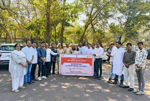 A street play organized  by DAPCU Kolhapur was presented at the RTO office under the 100 Days TB Campaign., A street play organized  by DAPCU Kolhapur was presented at the RTO office under the 100 Days TB Campaign.