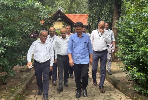 मा.ना.श्री .प्रकाश आबिटकर , मा. मंत्री, सार्वजनिक आरोग्य आणि कुटुंब कल्याण यांनी महाराष्ट्र राज्य एड्स नियंत्रण संस्थेच्या कार्याचा आढावा घेतला. , मा.ना.श्री .प्रकाश आबिटकर , मा. मंत्री, सार्वजनिक आरोग्य आणि कुटुंब कल्याण यांनी महाराष्ट्र राज्य एड्स नियंत्रण संस्थेच्या कार्याचा आढावा घेतला. , मा.ना.श्री .प्रकाश आबिटकर , मा. मंत्री, सार्वजनिक आरोग्य आणि कुटुंब कल्याण यांनी महाराष्ट्र राज्य एड्स नियंत्रण संस्थेच्या कार्याचा आढावा घेतला. , मा.ना.श्री .प्रकाश आबिटकर , मा. मंत्री, सार्वजनिक आरोग्य आणि कुटुंब कल्याण यांनी महाराष्ट्र राज्य एड्स नियंत्रण संस्थेच्या कार्याचा आढावा घेतला. , मा.ना.श्री .प्रकाश आबिटकर , मा. मंत्री, सार्वजनिक आरोग्य आणि कुटुंब कल्याण यांनी महाराष्ट्र राज्य एड्स नियंत्रण संस्थेच्या कार्याचा आढावा घेतला. 