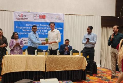 दिशा टीमसाठी राष्ट्रीय एड्स आणि एसटीडी नियंत्रण (एनएसीपी-V) अंतर्गत कार्यक्रम व्यवस्थापन मॉड्यूलवर ३ दिवसांचे प्रशिक्षण आयोजित केले., दिशा टीमसाठी राष्ट्रीय एड्स आणि एसटीडी नियंत्रण (एनएसीपी-V) अंतर्गत कार्यक्रम व्यवस्थापन मॉड्यूलवर ३ दिवसांचे प्रशिक्षण आयोजित केले., दिशा टीमसाठी राष्ट्रीय एड्स आणि एसटीडी नियंत्रण (एनएसीपी-V) अंतर्गत कार्यक्रम व्यवस्थापन मॉड्यूलवर ३ दिवसांचे प्रशिक्षण आयोजित केले., दिशा टीमसाठी राष्ट्रीय एड्स आणि एसटीडी नियंत्रण (एनएसीपी-V) अंतर्गत कार्यक्रम व्यवस्थापन मॉड्यूलवर ३ दिवसांचे प्रशिक्षण आयोजित केले.