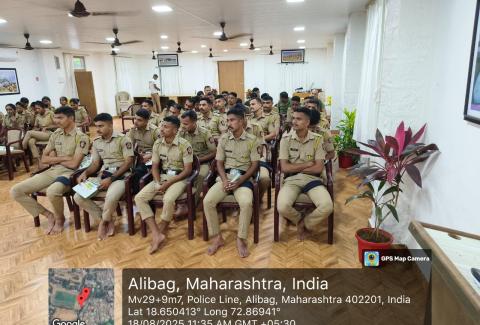 A sensitization workshop on HIV/AIDS was conducted for officers and employees of the Police Department in Maharashtra., A sensitization workshop on HIV/AIDS was conducted for officers and employees of the Police Department in Maharashtra., A sensitization workshop on HIV/AIDS was conducted for officers and employees of the Police Department in Maharashtra., A sensitization workshop on HIV/AIDS was conducted for officers and employees of the Police Department in Maharashtra., A sensitization workshop on HIV/AIDS was conducted for officers and employees of the Police Department in Maharashtra.
